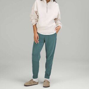 Lululemon Brushed Softstreme Ribbed High-Rise Jogger- Green Jasper-Size 2 (2022)